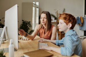The In-class & Virtual ‘Blended’ Solution: THE ideal to aim for, say top Private School Senior Leaders